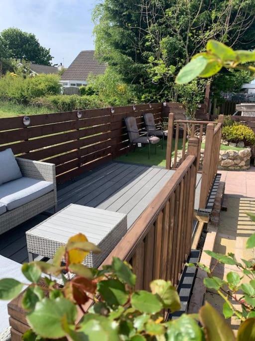 Mikes At Menai - Stylish & Spacious 3 Bed House In Menai Bridge. Экстерьер фото